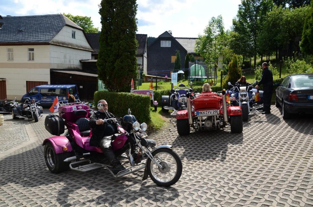 Hotel-Gasthaus Steiger Grafenthal Bagian luar foto