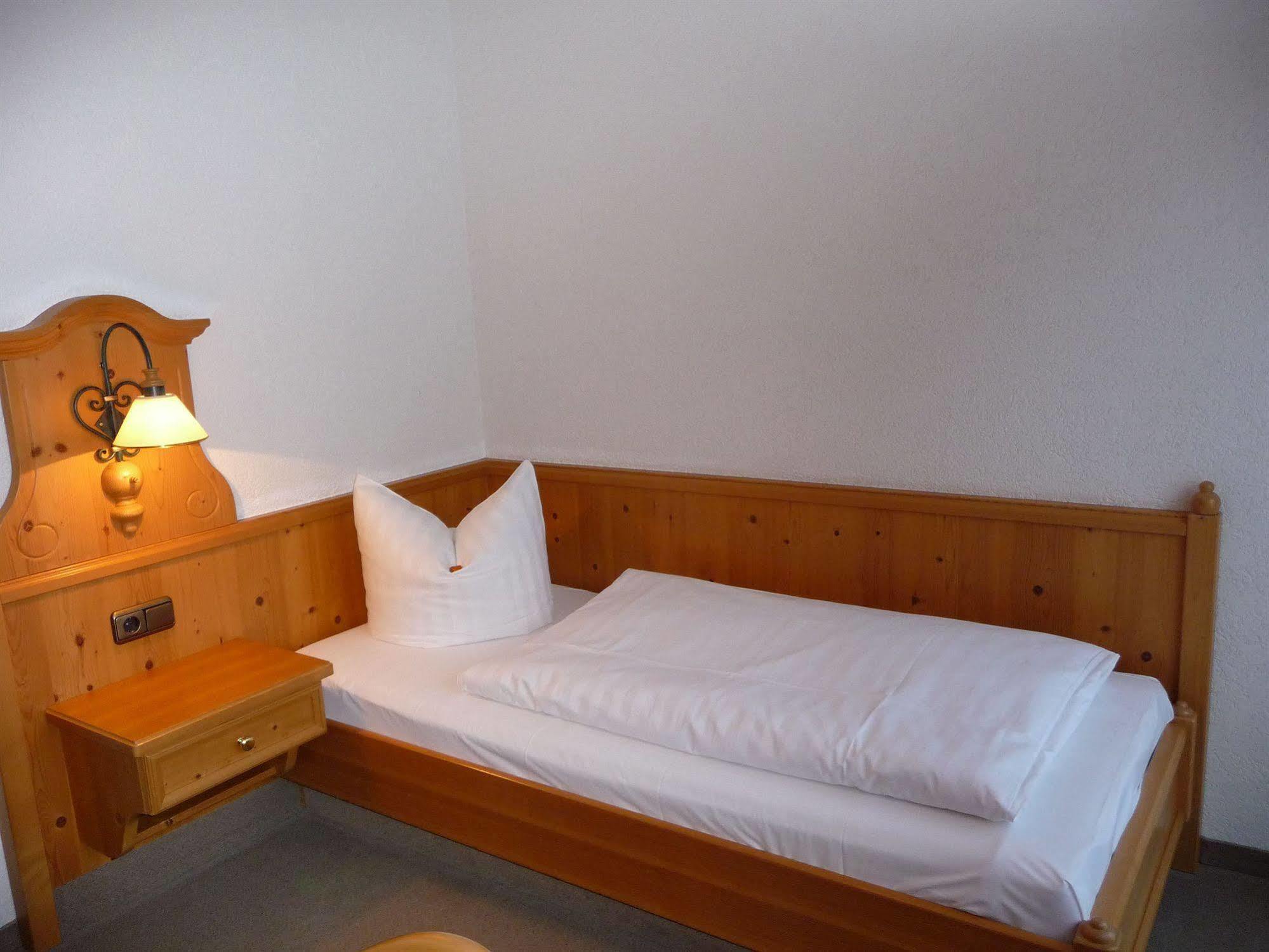 Hotel-Gasthaus Steiger Grafenthal Bagian luar foto